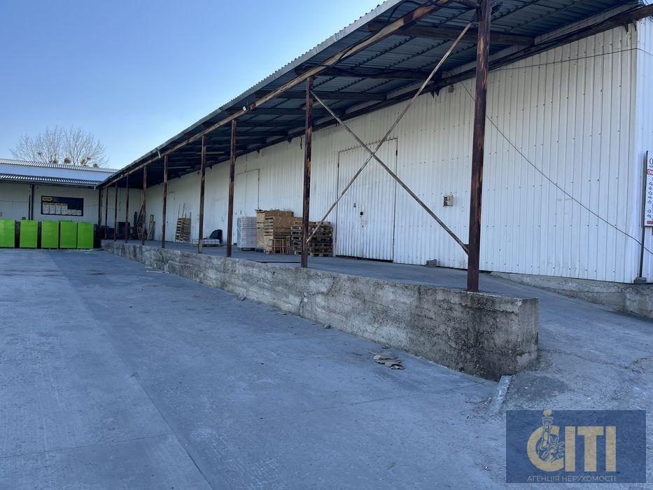 Здається в оренду складське приміщення площею 350 квадратних метрів у районі Крошня.