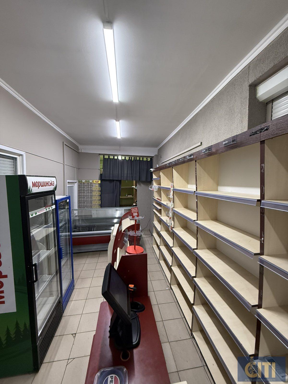 _viber_2026-01-23_11-15-14-359 Здається в оренду магазин на Житньому ринку (м. Житомир) – з боку автостанції, з торця будівлі