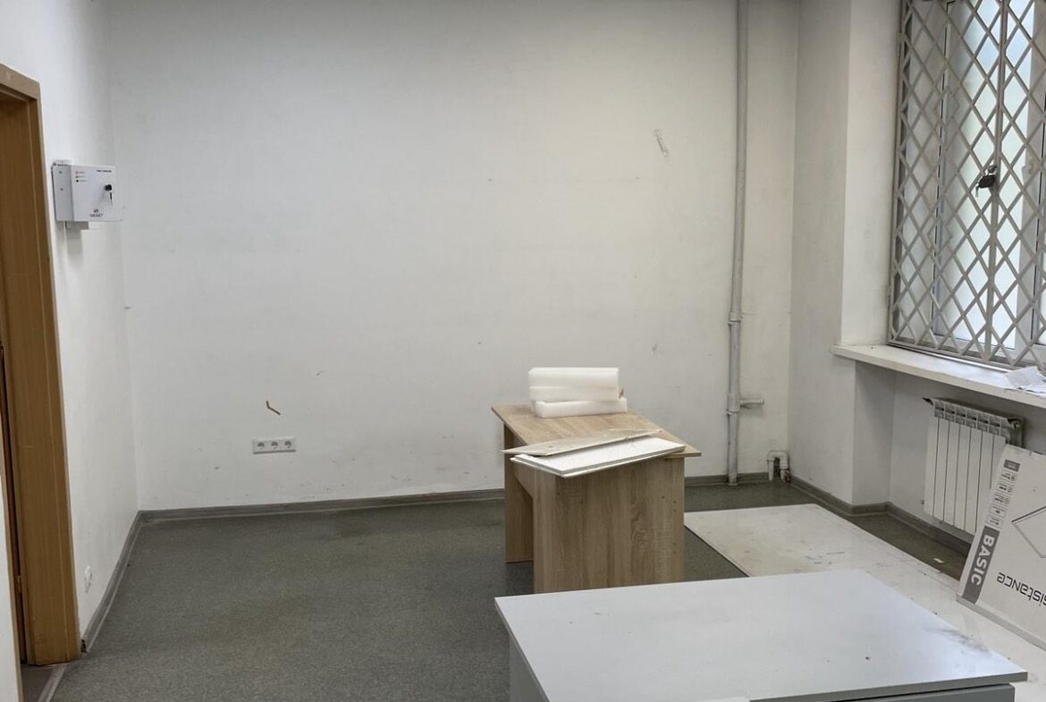 Оренда нежитлового приміщення в центрі загальною площею 155 кв.м. по вулиці Київській, район ЦУМу