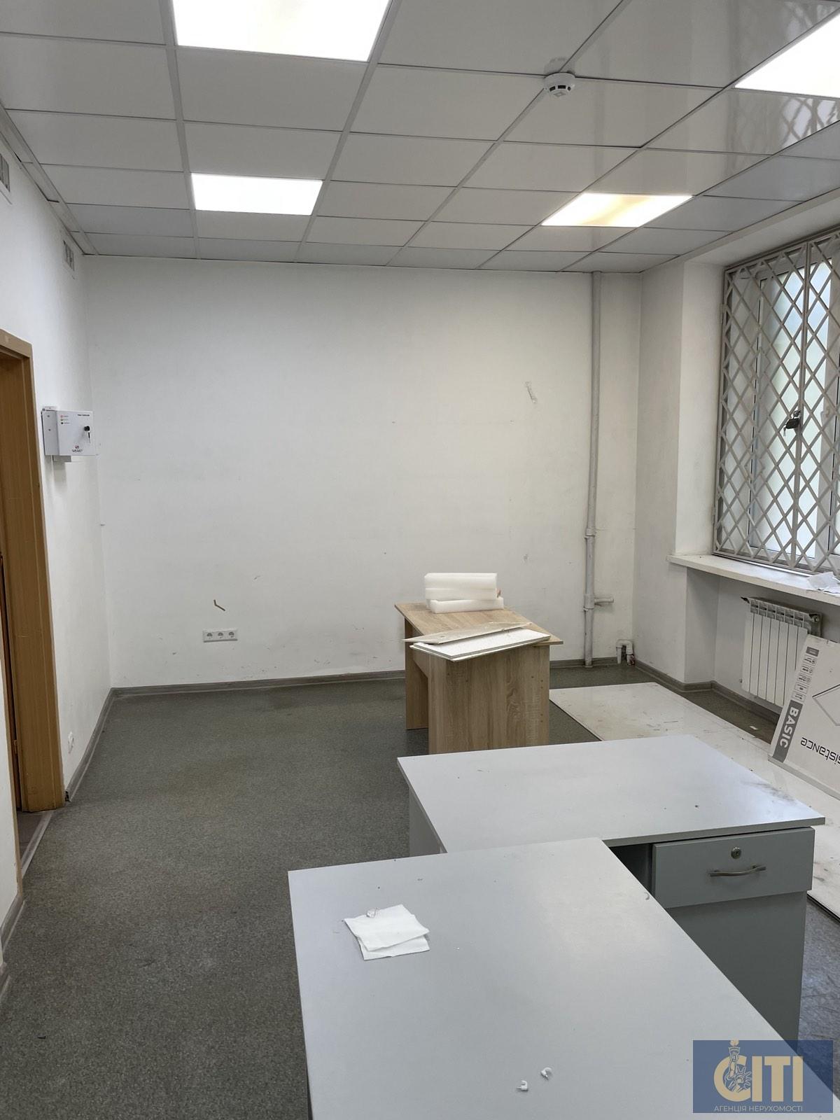 Оренда нежитлового приміщення в центрі загальною площею 155 кв.м. по вулиці Київській, район ЦУМу