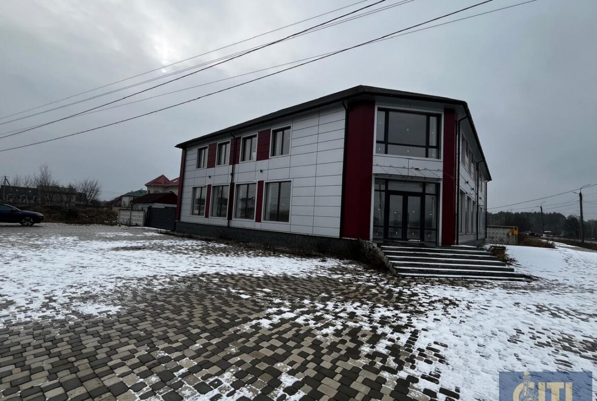 Оренда нежитлового приміщення 670 м², район Корбутівки