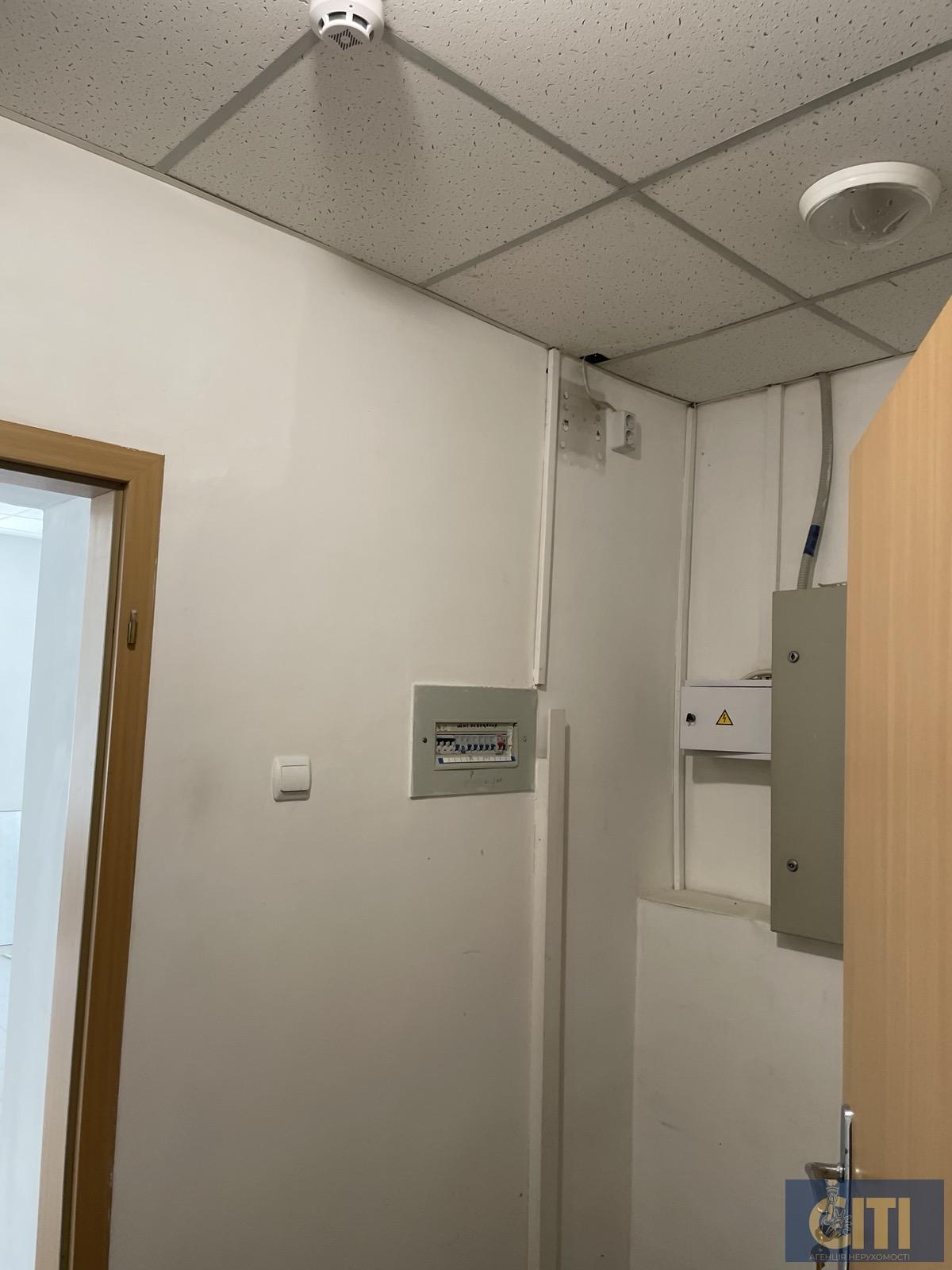 Оренда нежитлового приміщення в центрі загальною площею 155 кв.м. по вулиці Київській, район ЦУМу