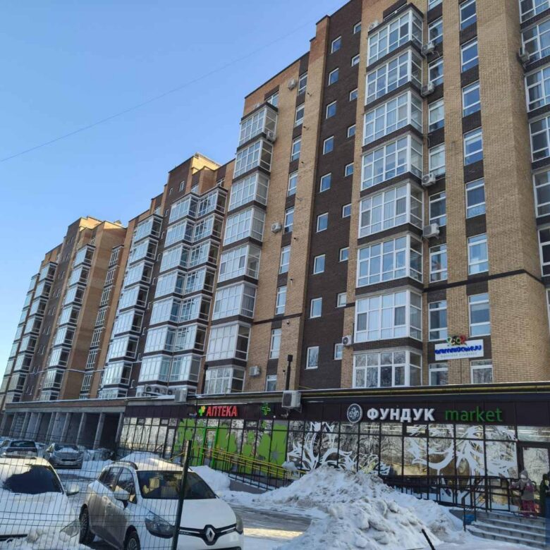 Продаж фасадного комерційного приміщення, 120 кв.м, район Малинського ринку