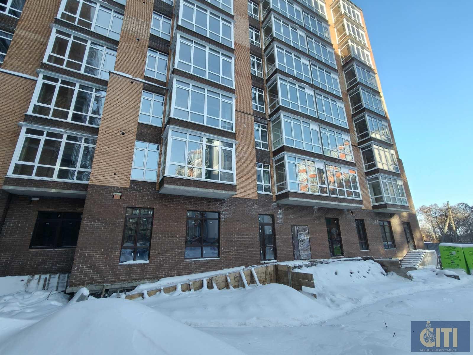 Продаж фасадного комерційного приміщення, 120 кв.м, район Малинського ринку