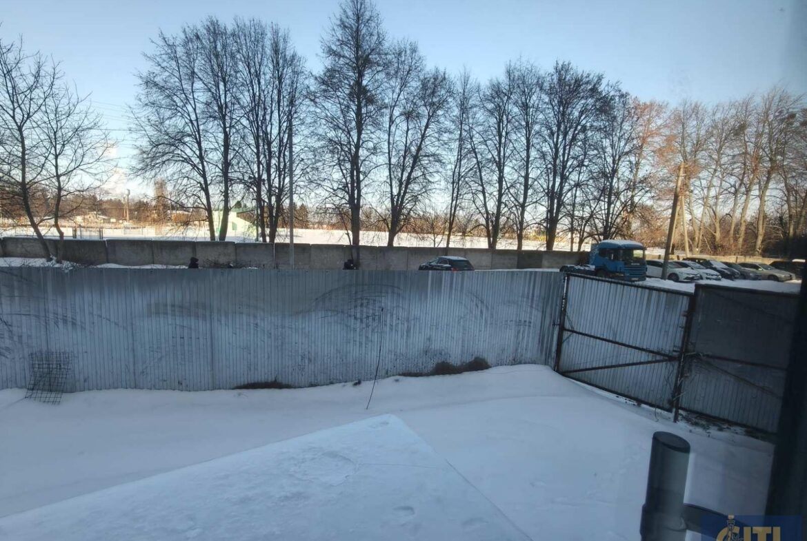 Продаж фасадного комерційного приміщення, 120 кв.м, район Малинського ринку