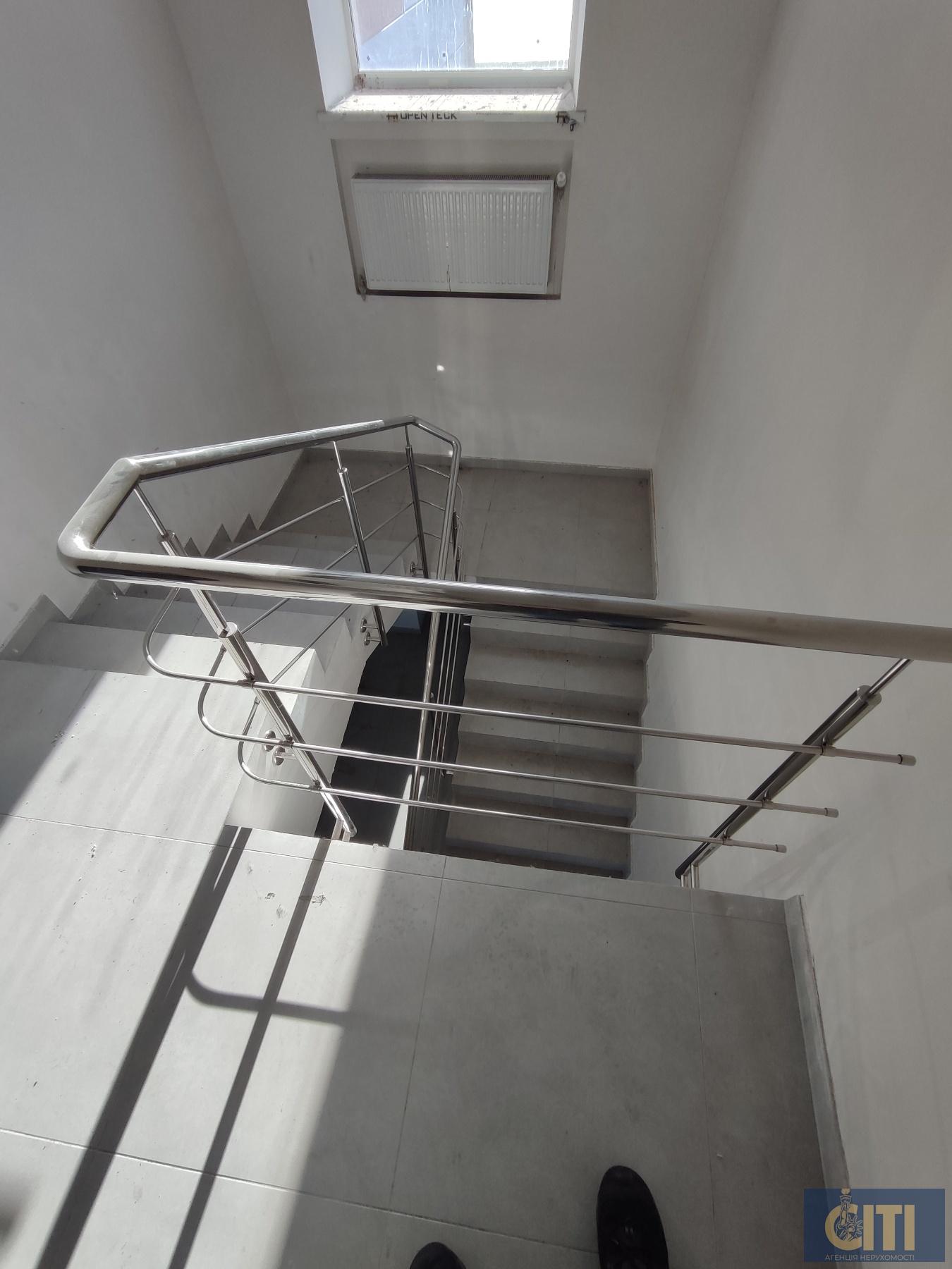 Оренда нежитлового приміщення 670 м², район Корбутівки