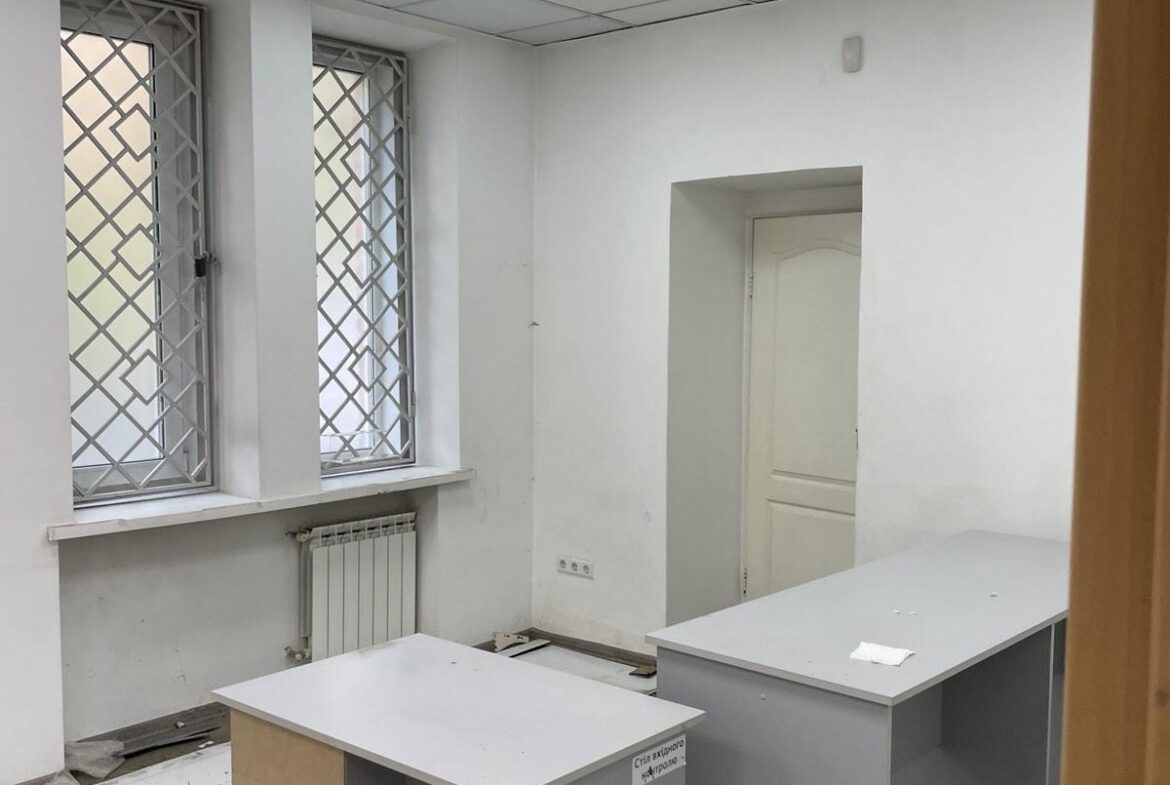 Оренда нежитлового приміщення в центрі загальною площею 155 кв.м. по вулиці Київській, район ЦУМу