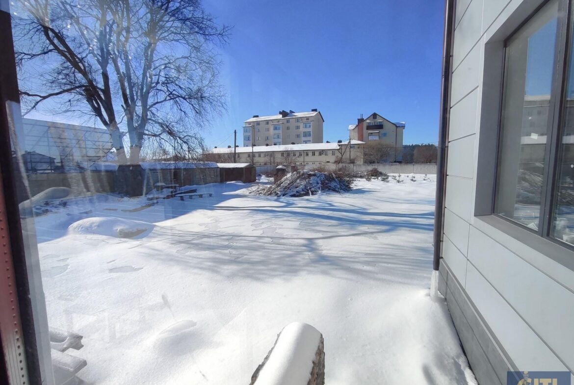 Оренда нежитлового приміщення 670 м², район Корбутівки