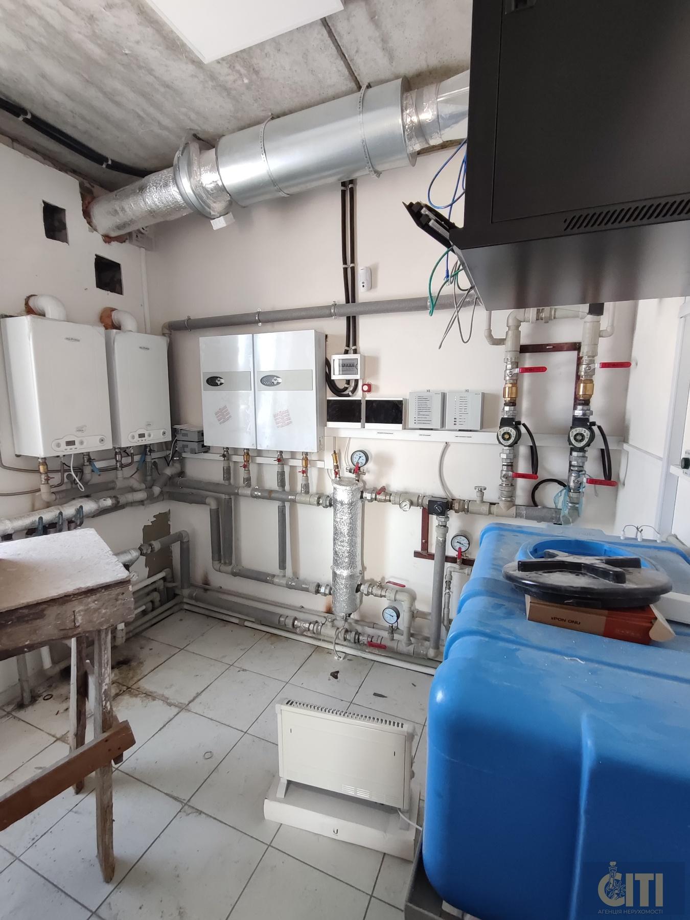 Оренда нежитлового приміщення 670 м², район Корбутівки