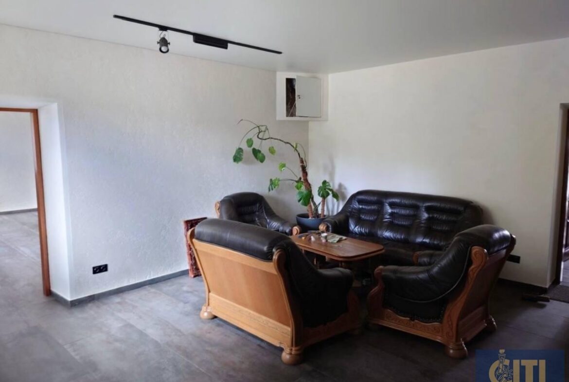 Продаж об’єкта під комерційну діяльність по вулиці Кибальчича, район «Польова», 63 м²